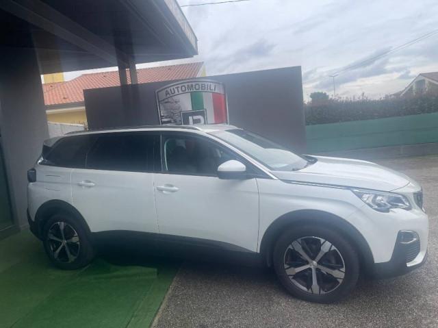 Peugeot 5008 1.5 bluehdi Business s&s 130cv 7p.ti eat8 my21