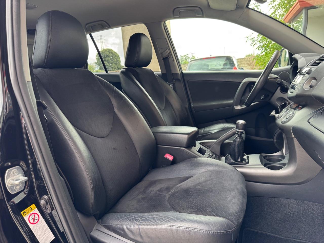 Toyota RAV 4 Crossover 2.2 D-4D 150 CV Lounge