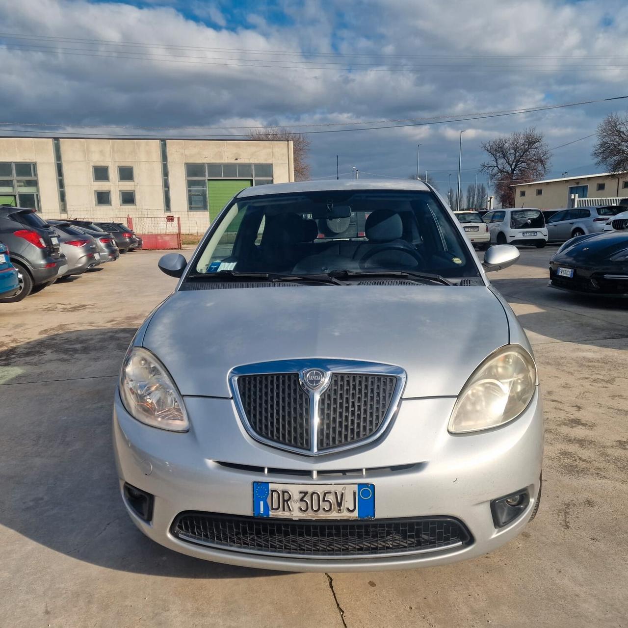 Lancia Ypsilon II 1.2 8v Platino METANO