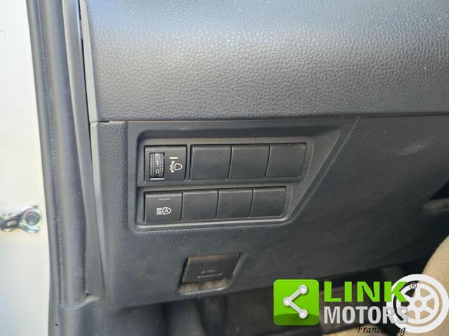 TOYOTA Yaris 1.5 Hybrid CVT Trend