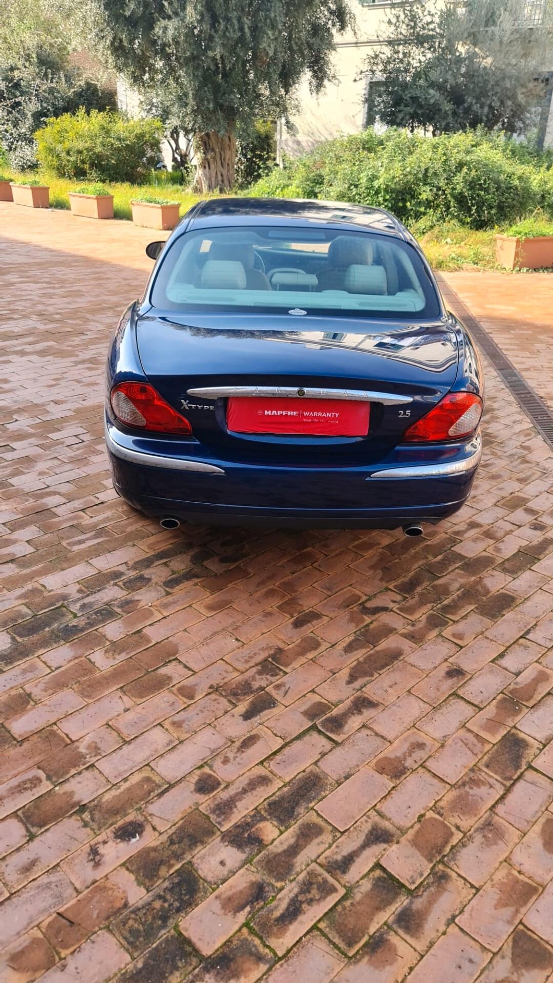 Jaguar X-Type 2.5 V6 24V cat Executive