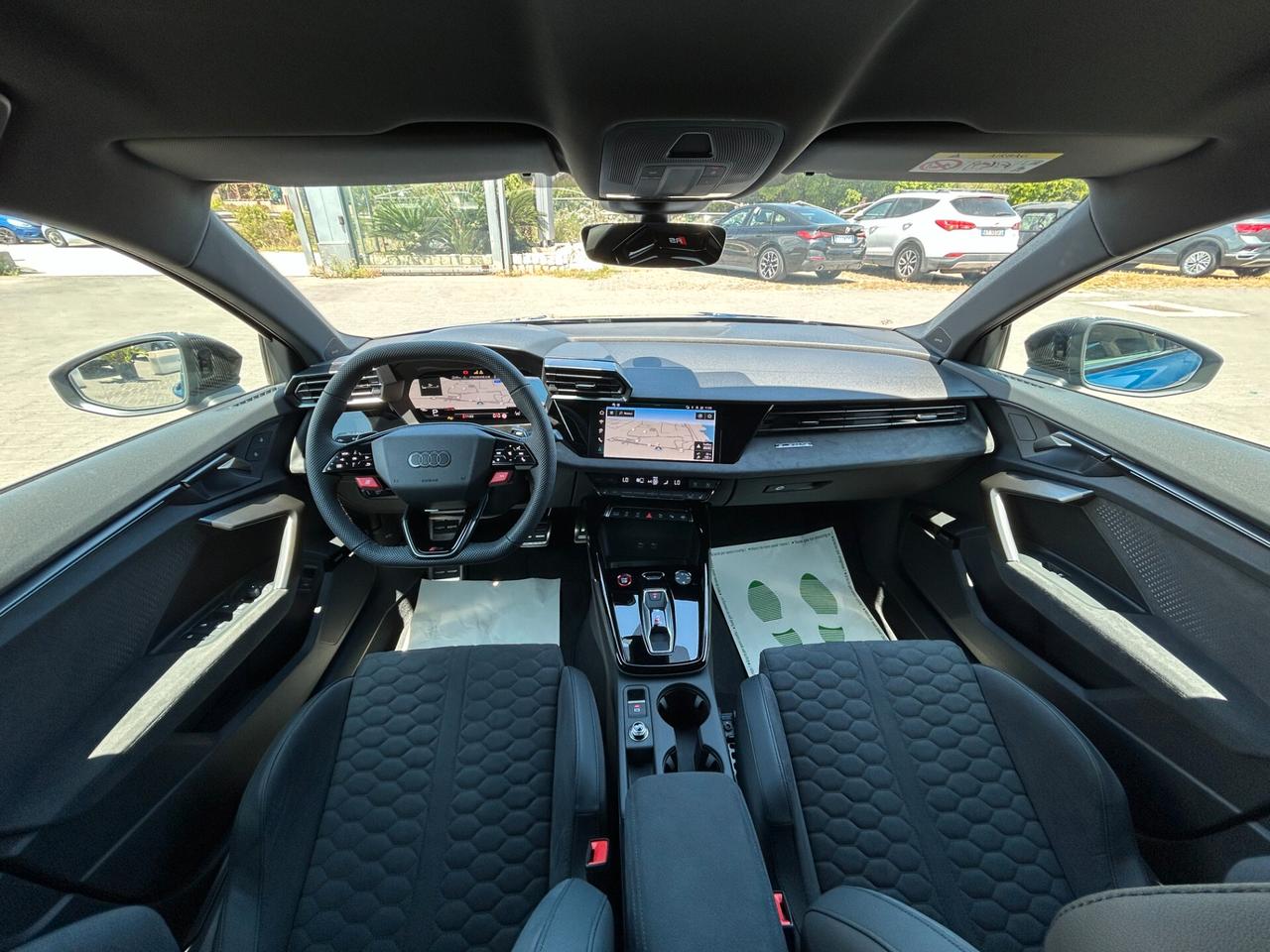 Audi RS3 Sportback 2.5 tfsi quattro s-tronic KM 0