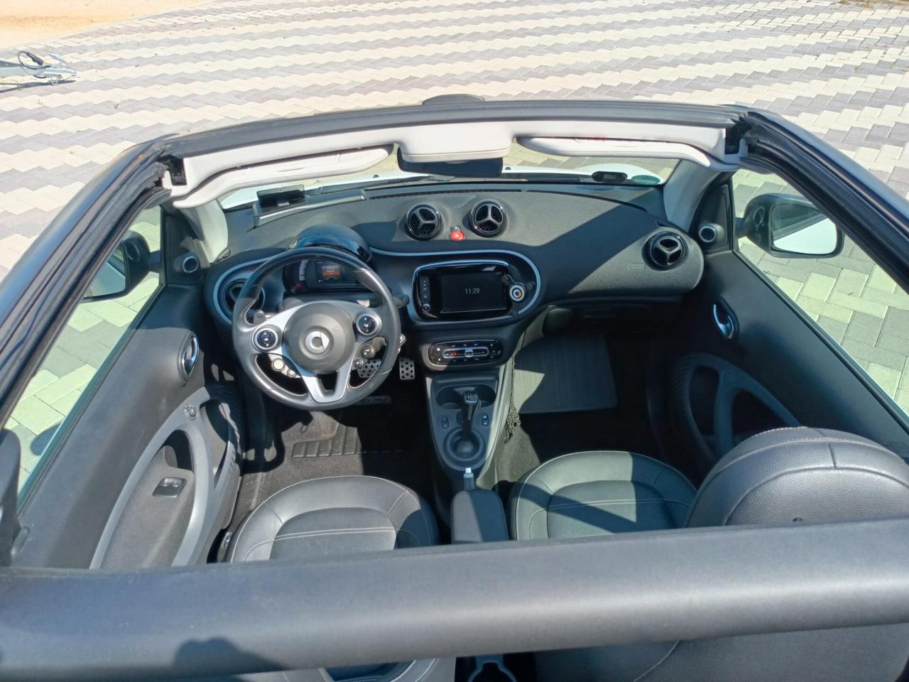 Smart ForTwo 90 T twinamic cabrio BRABUS STYLE