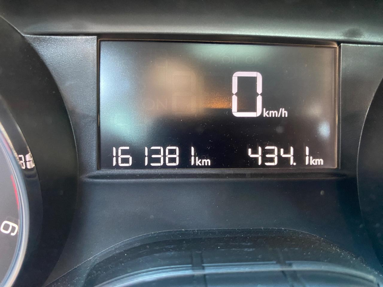 Peugeot 2008 1.6 e-HDi 92 CV Stop&Start Allure