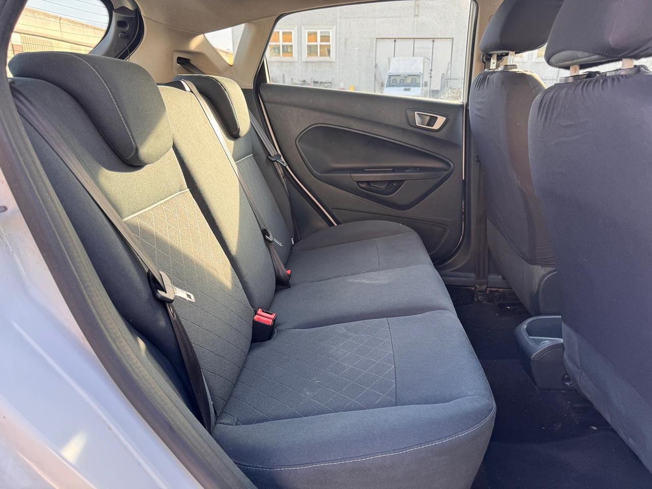 Ford Fiesta 1.4 TDCi Business GARANZIA 12 m