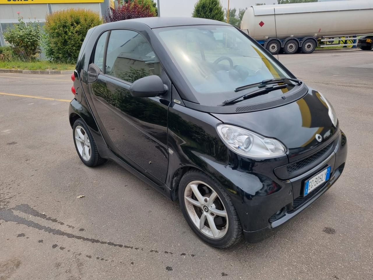 Smart ForTwo 1000 52 kW coupé pure
