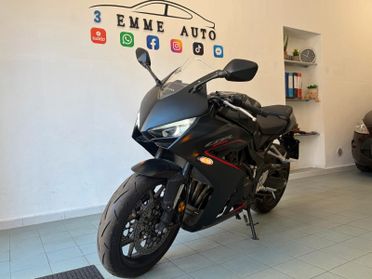 Honda CBR 650 R PARI AL NUOVO SOLO 1296KM