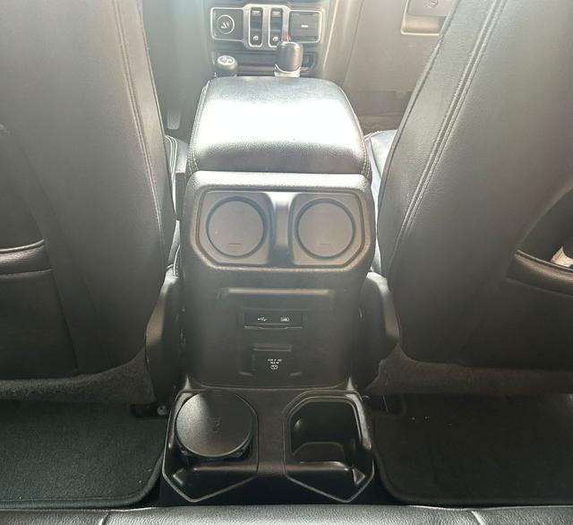 JEEP Wrangler 2.0 Turbo Sahara