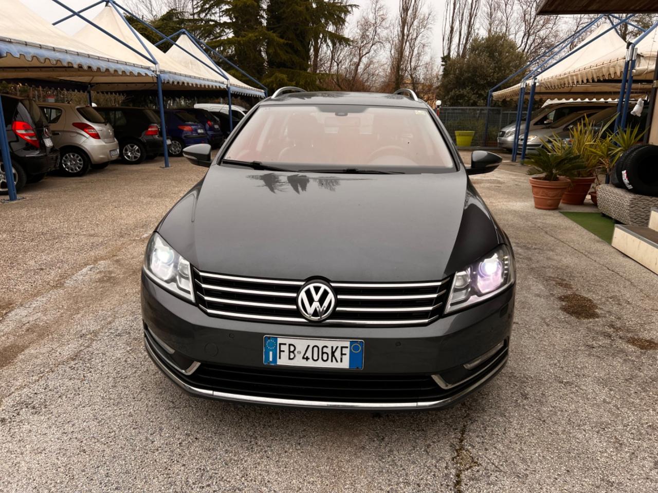 Volkswagen Passat Var. 1.6 TDI Comfortline BM.Tech. FULL OPTIONAL TETTO NAVI LED