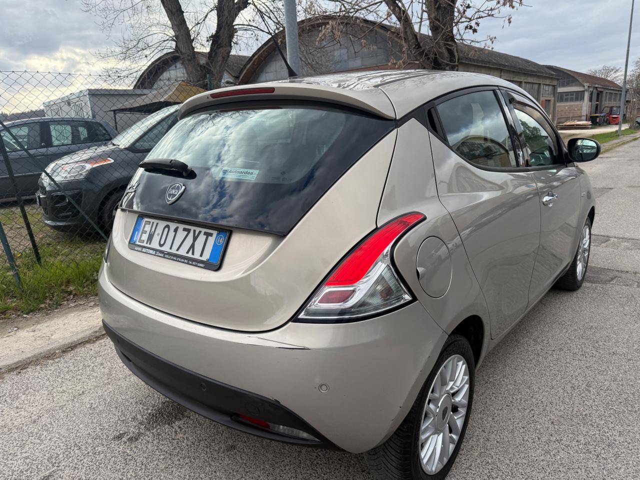 Lancia Ypsilon 1.3 MJT 16V 95 CV 5 porte S&S Platinum