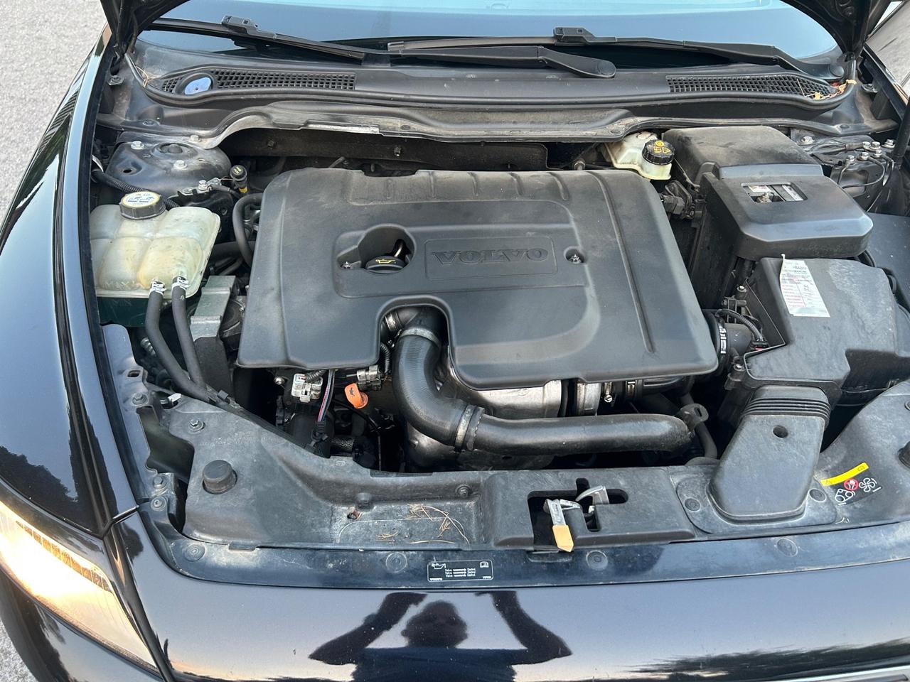 Volvo V50 1.6 D 150000km