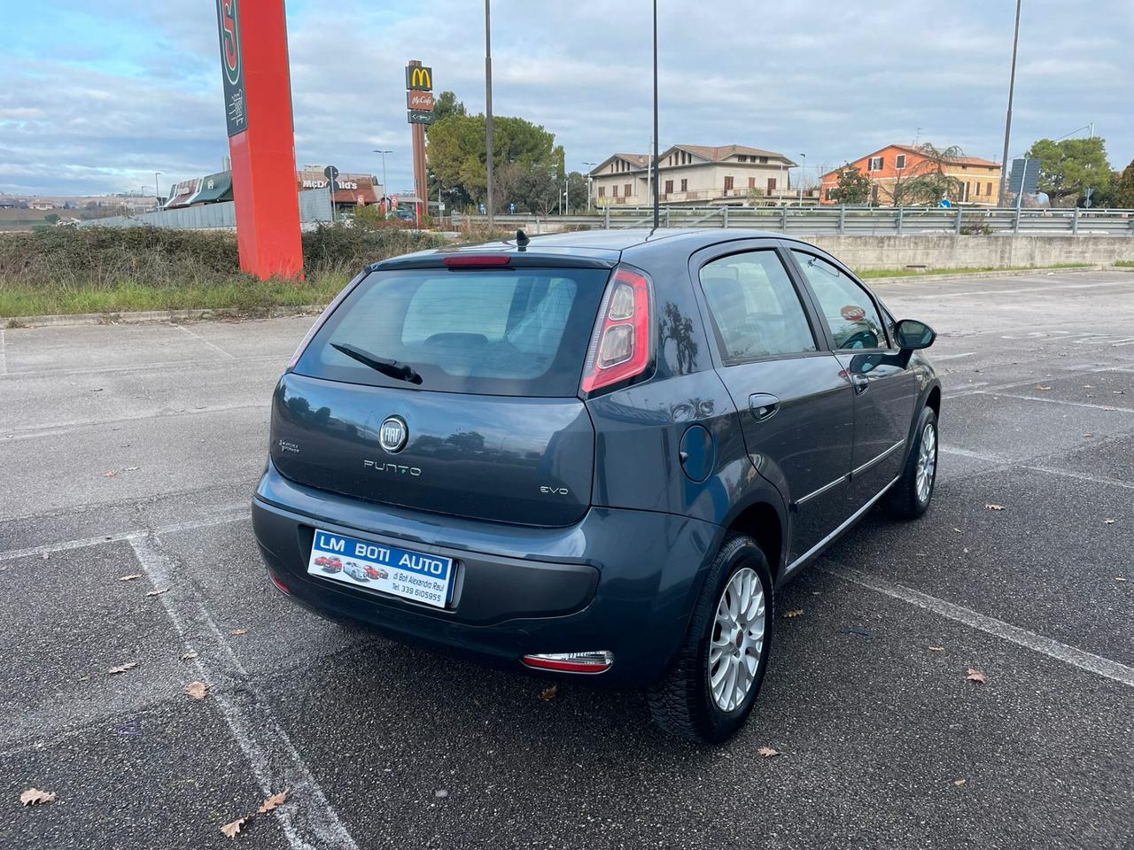 FIAT PUNTO EVO 1.4 METANO 2011 12 MESI DI GARANZIA