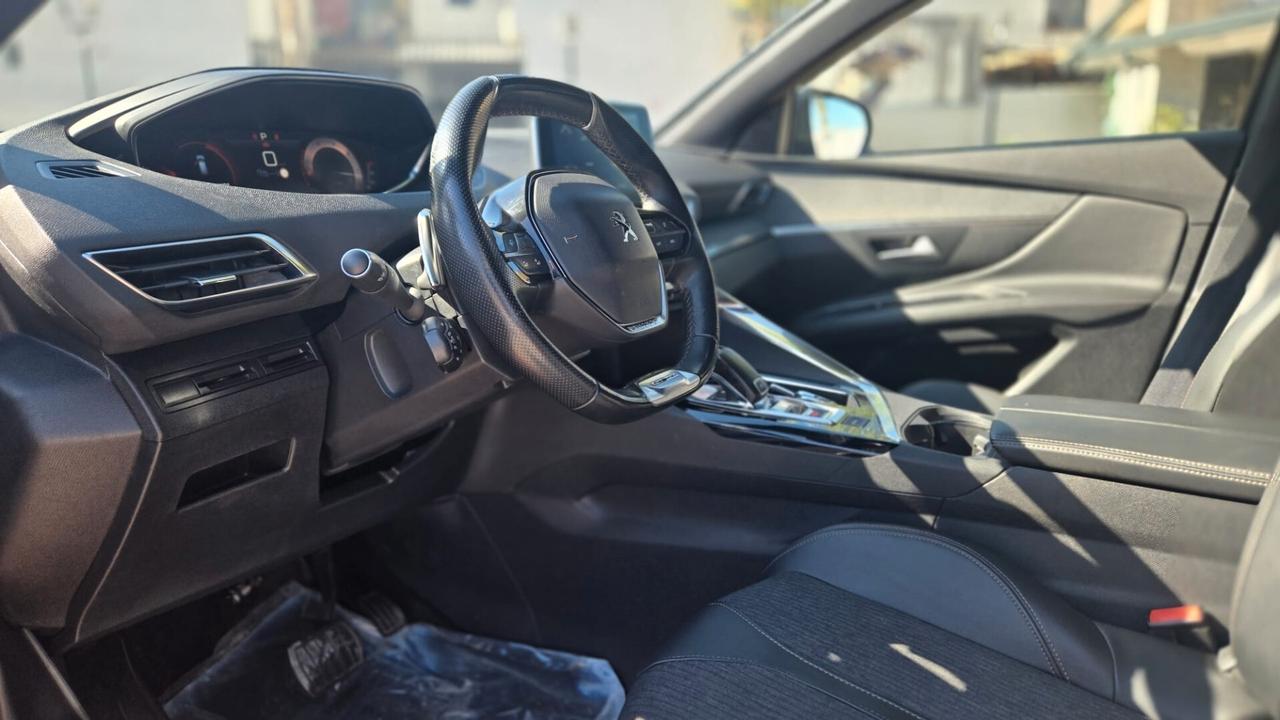 Peugeot 3008 1.5 bluehdi 131CV GT Line Uff Italy Led Navi USB