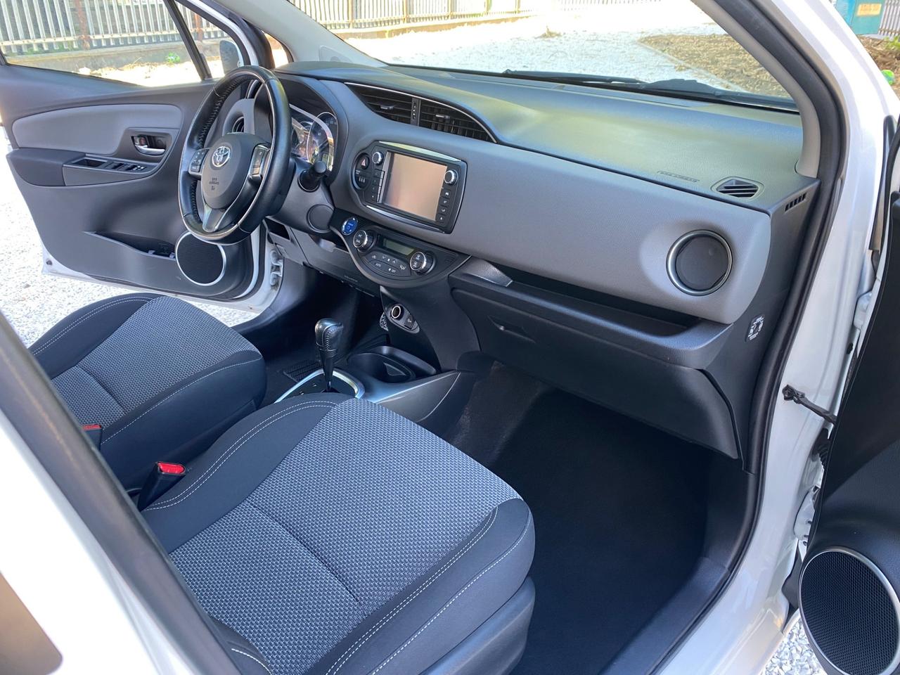 Toyota Yaris 1.5 Hybrid 5 porte Active NEOPATENTATI!!!