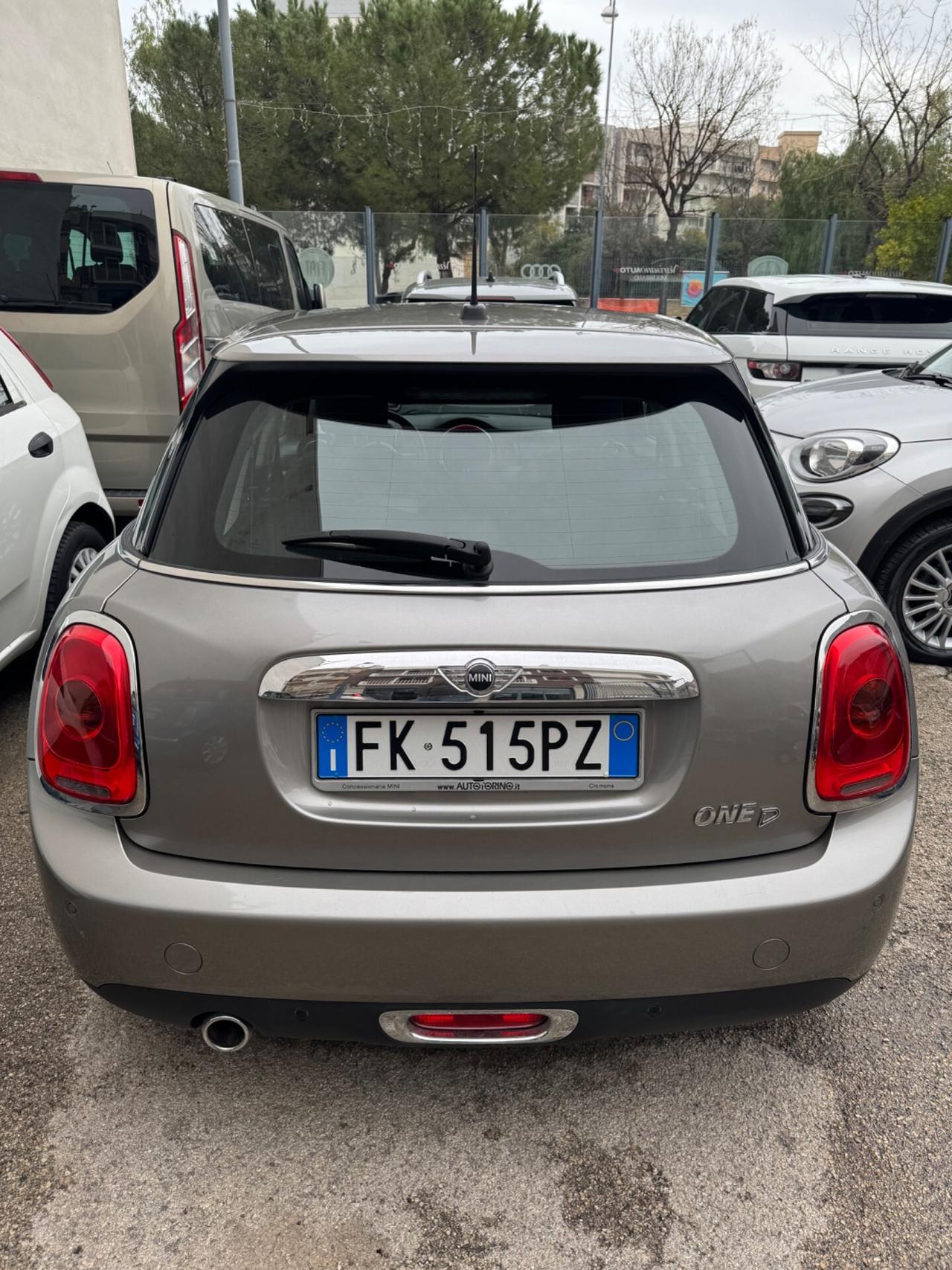 Mini 1.5 One D Business XL
