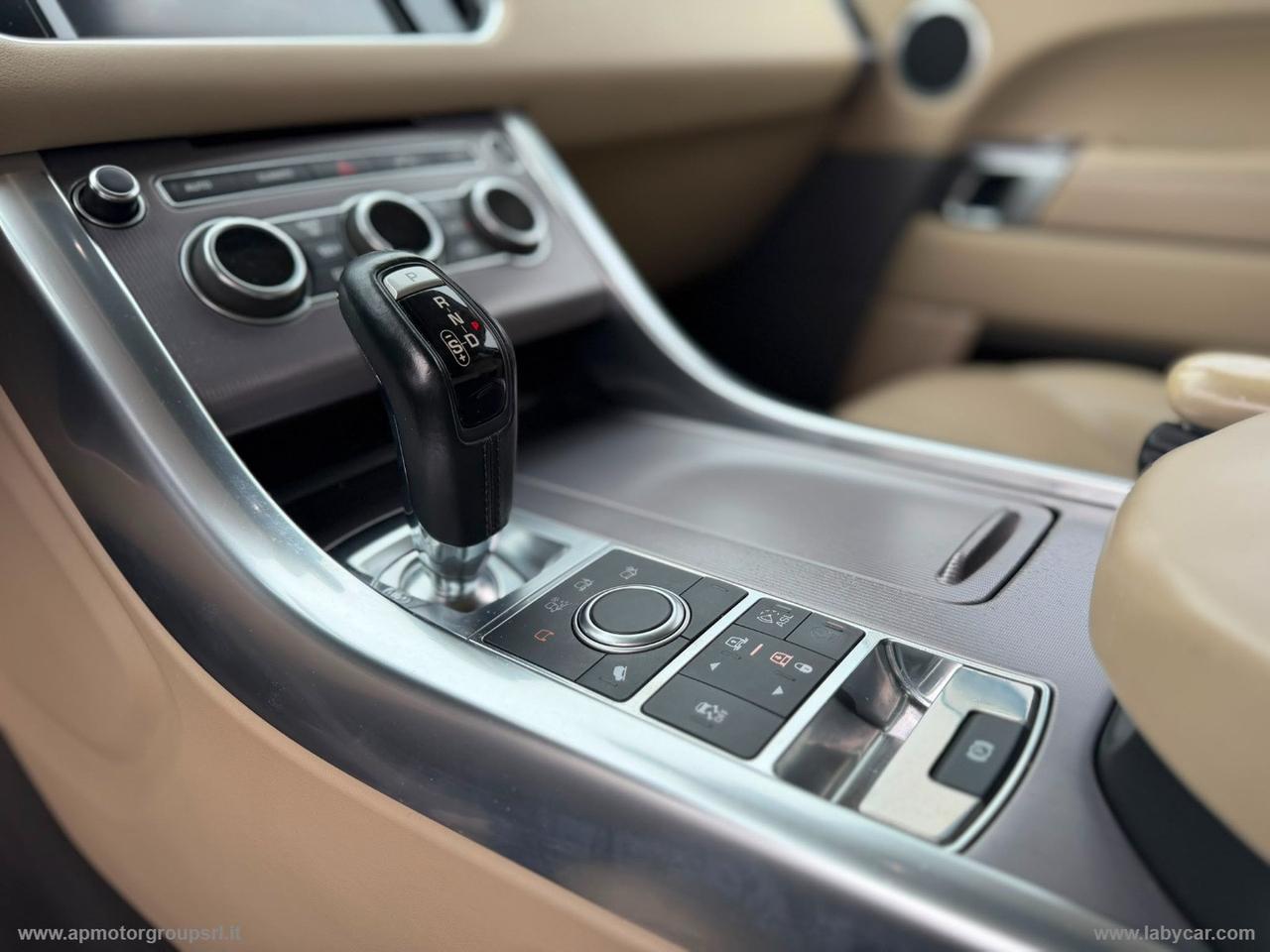 LAND ROVER Range Rover SPORT 3.0 TDV6 HSE