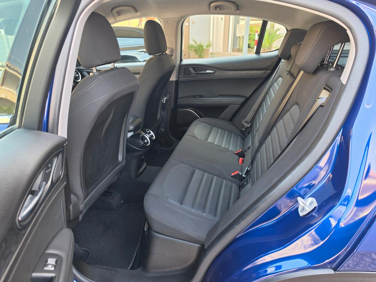 Alfa Romeo Stelvio 2.2 Turbodiesel 160 CV AT8 RWD Super