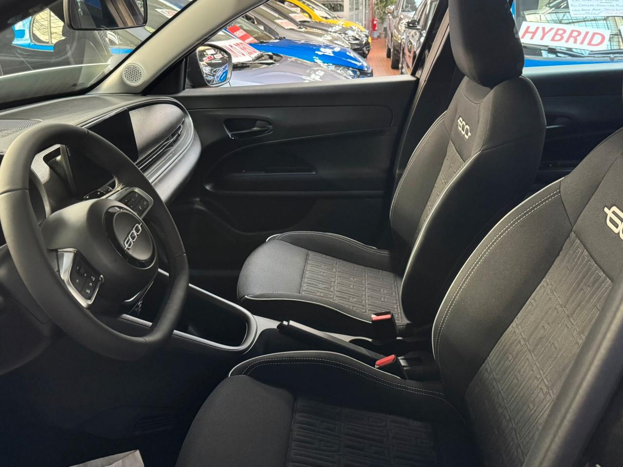 Fiat 600 Hybrid 110 CV DCT MHEV Pop