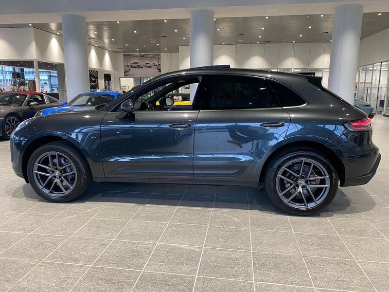 Porsche Macan 2.0 265 cv PDK - IVA Esposta