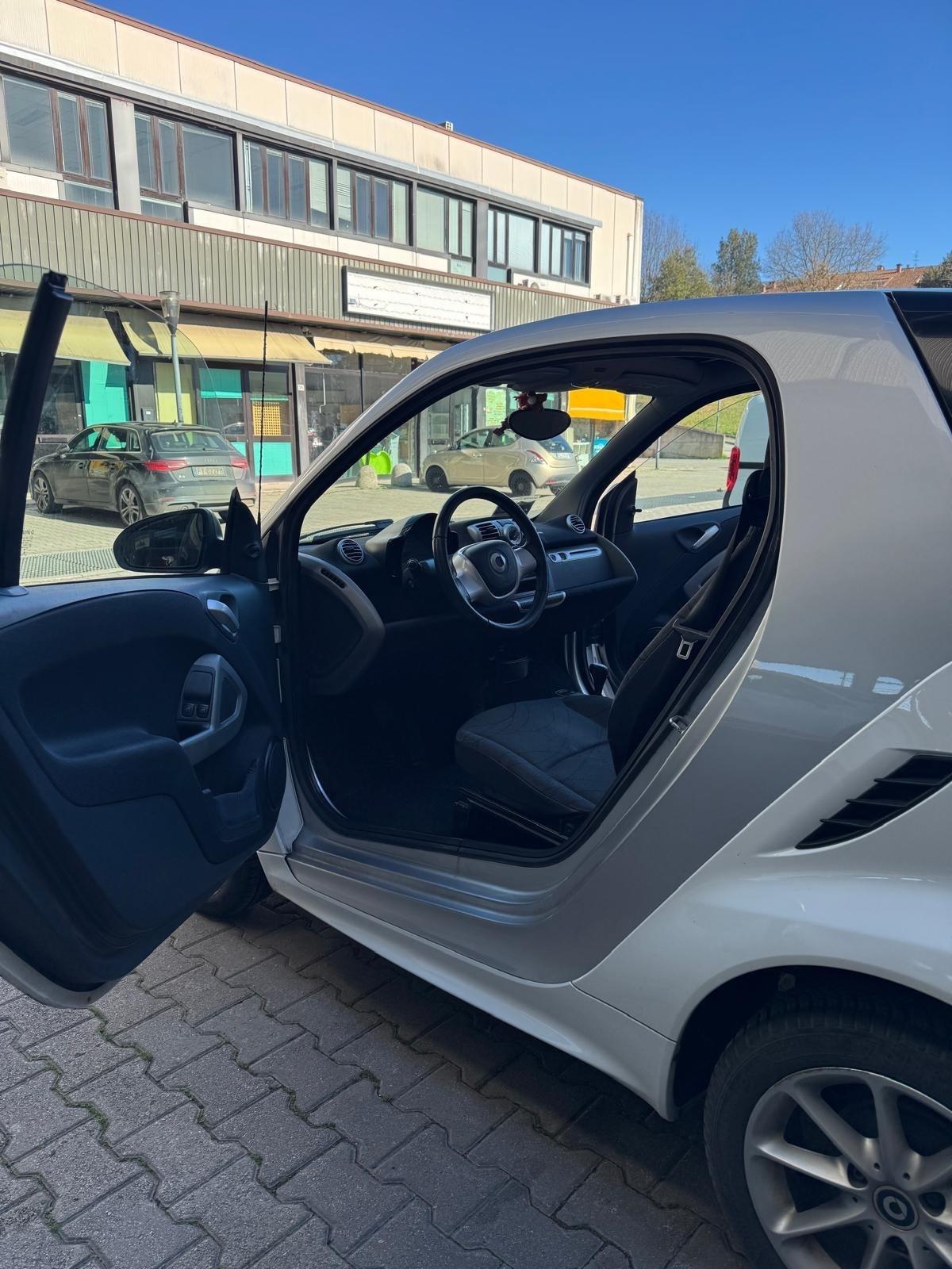 Smart ForTwo 1000 52 kW MHD coupé Urbanrunner