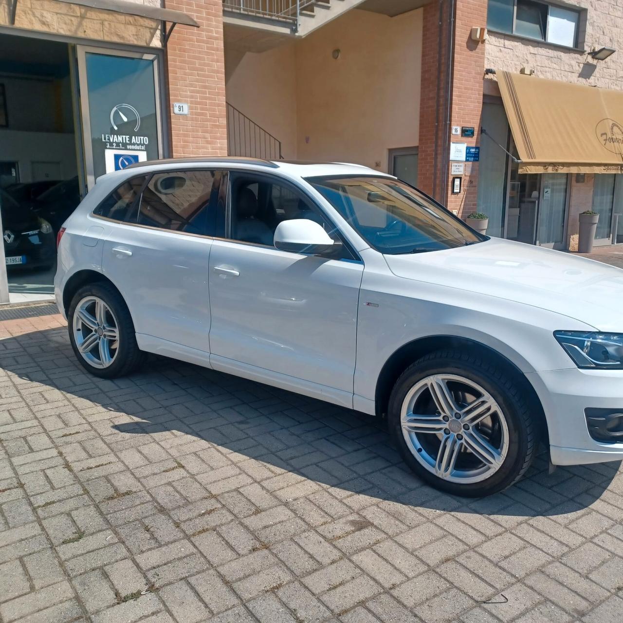 PERFETTA Q5 2.0 TDI AUTOMATICA 4X4