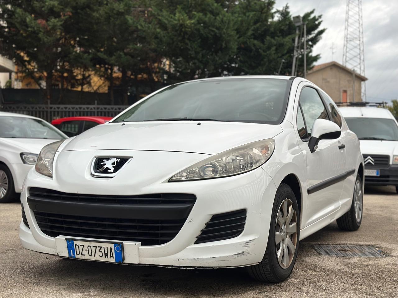 Peugeot 207 1.4 HDi 70CV 3p. Van