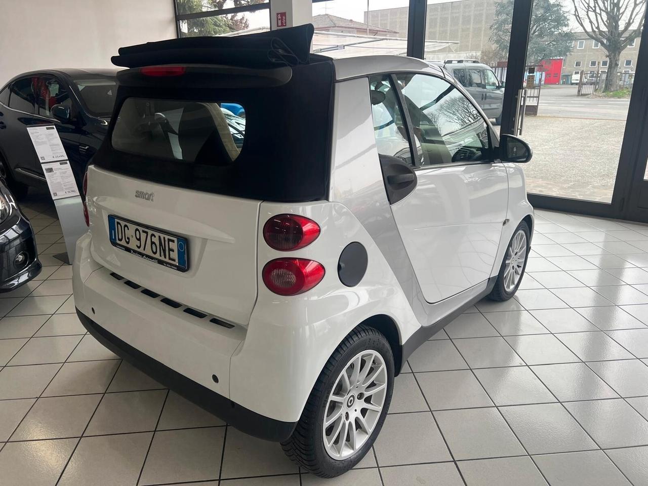 Smart ForTwo 700 cabrio passion (45 kW)