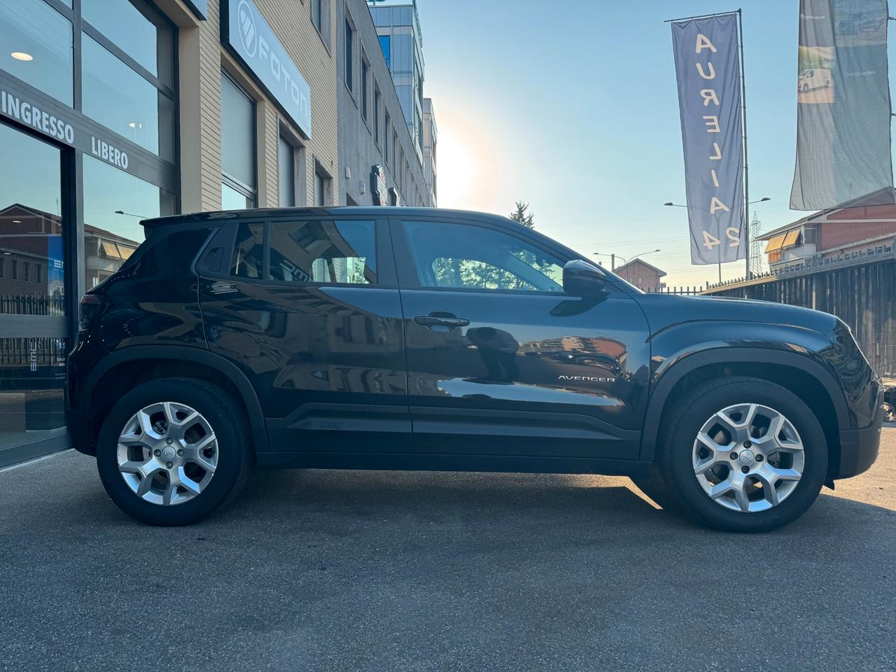 Jeep Avenger 1.2 Turbo 100 CV Altitude neopatentato