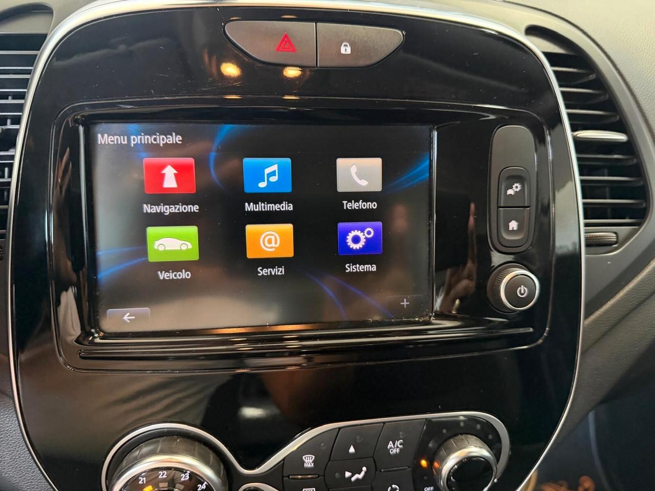 Renault Captur dCi 8V 90 CV EDC Initiale Paris