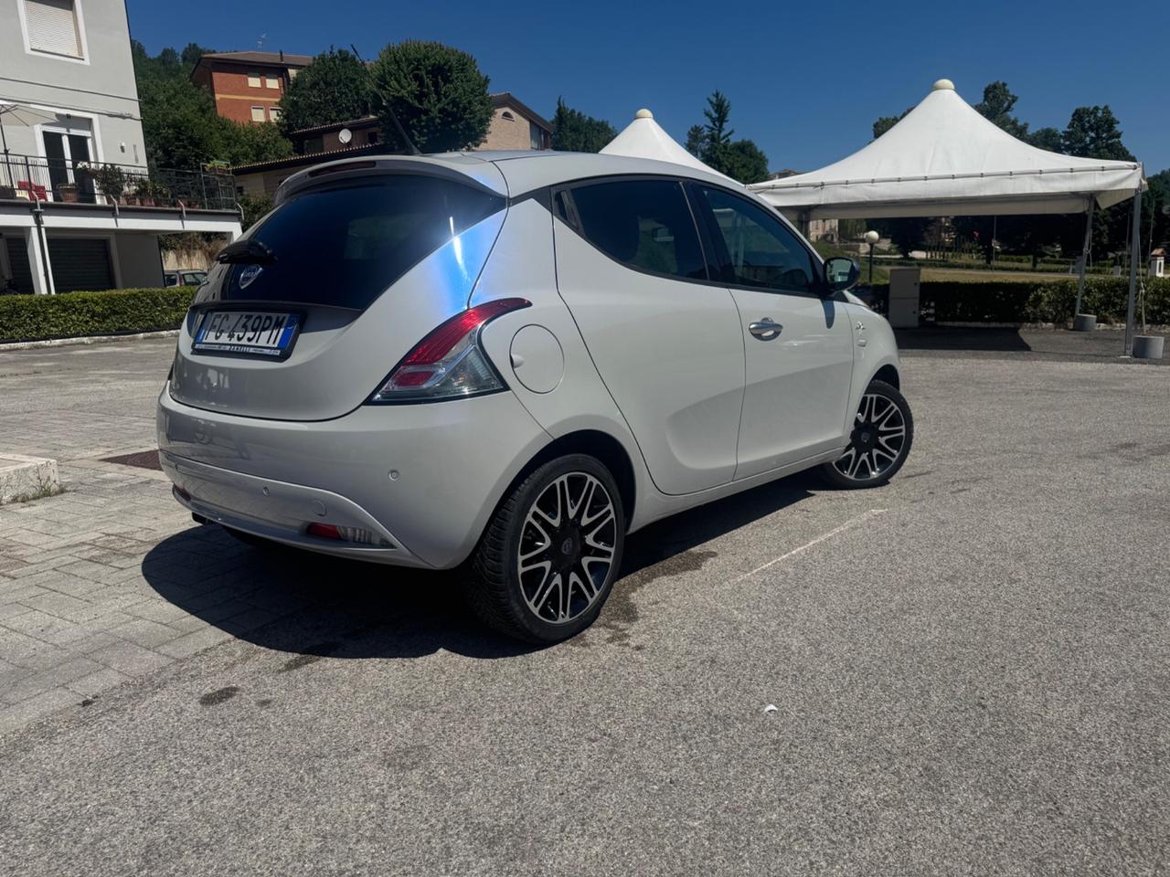 Lancia Ypsilon 1.2 69 CV MYA S&S Platinum