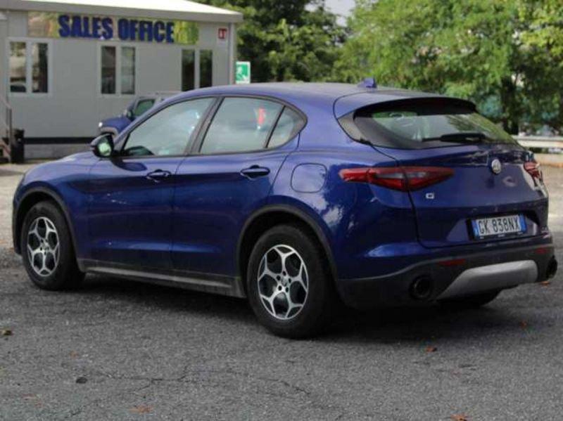 Alfa Romeo Stelvio 2.2 t Business Q4 190cv auto