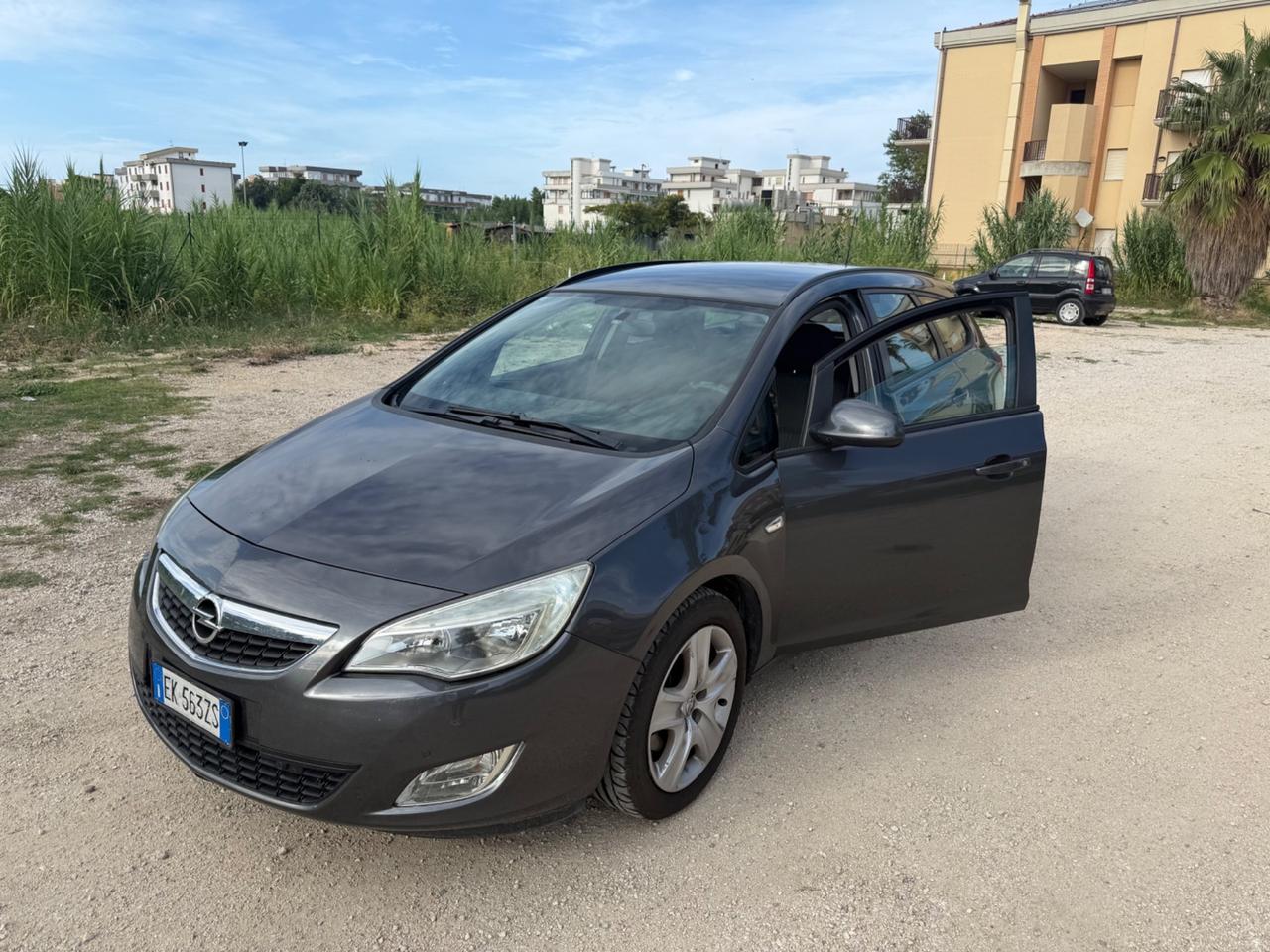 Opel Astra 1.7 CDTI 125CV 5 porte PERMUTE