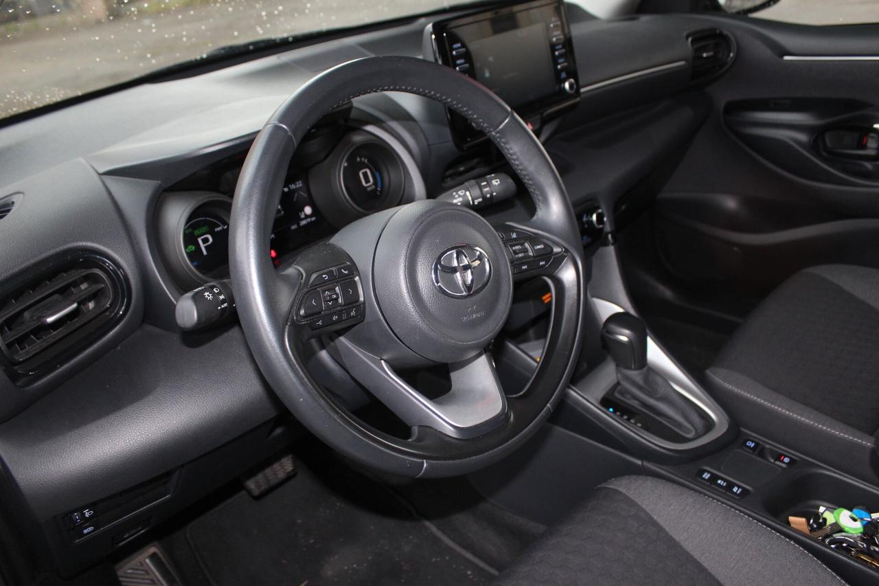 Toyota Yaris HYBRID TREND