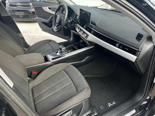 AUDI A4 Avant 35 TFSI S tronic Business Advanced