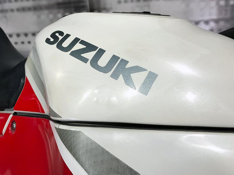 Suzuki GSX 750 F