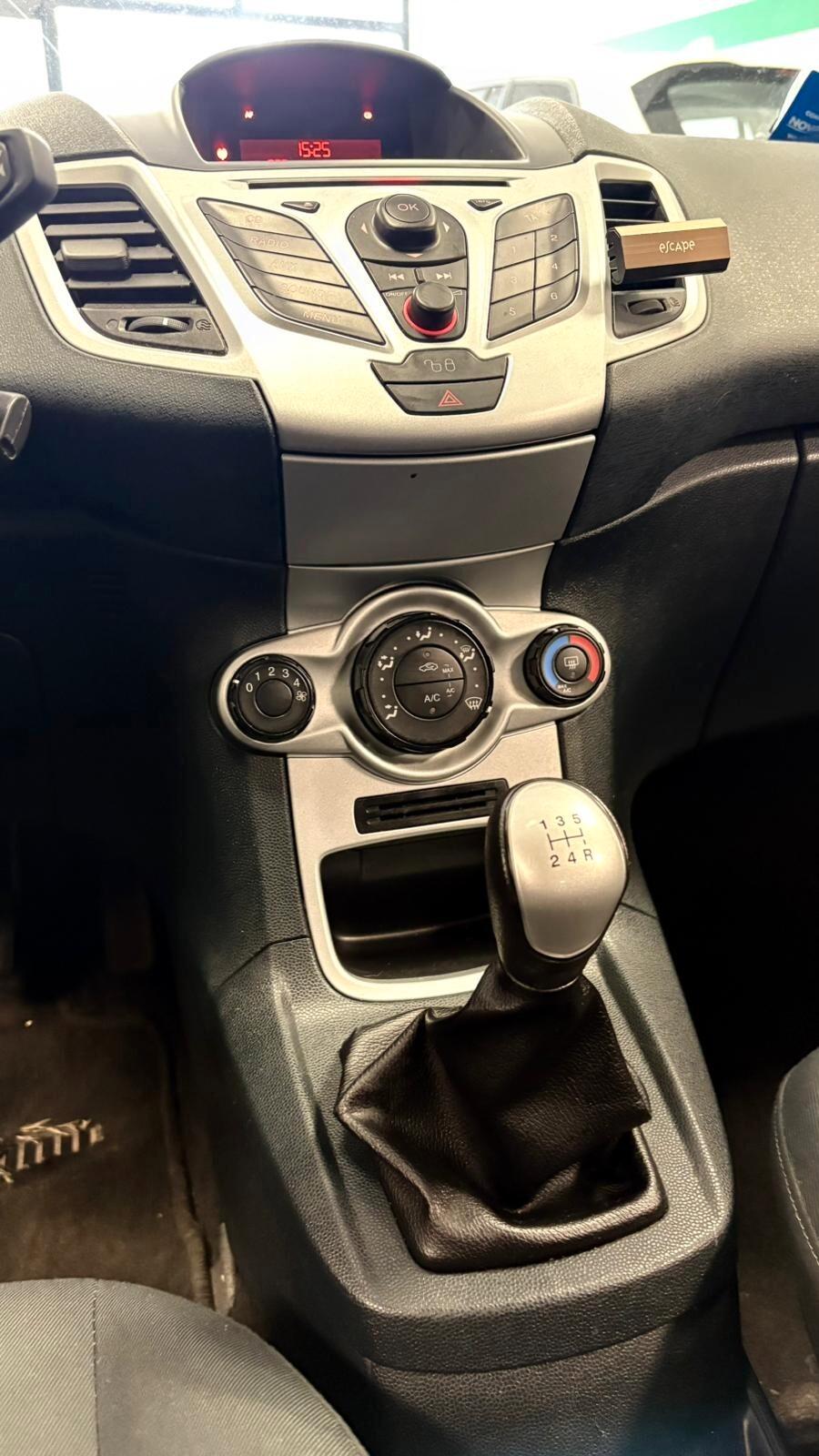 Ford Fiesta 1.2 82CV 3p. Titanium Bs.