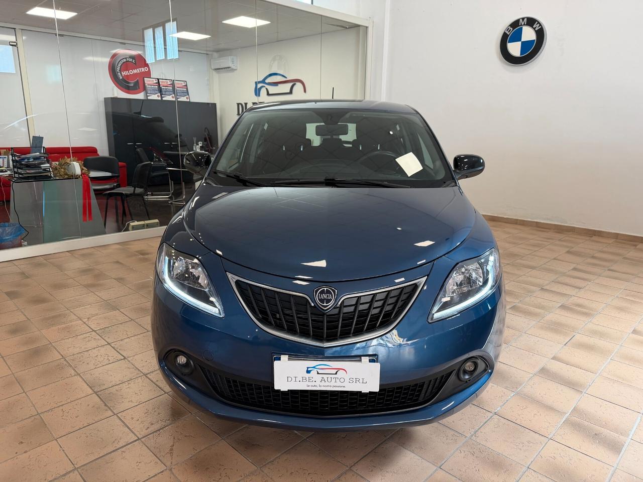 Lancia Ypsilon 1.0 FireFly S&S Hybrid Alberta Ferretti