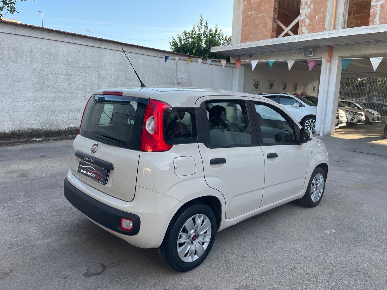 Fiat Panda 1.2 EasyPower Lounge dal nord italia tagliando e distribuzione ok