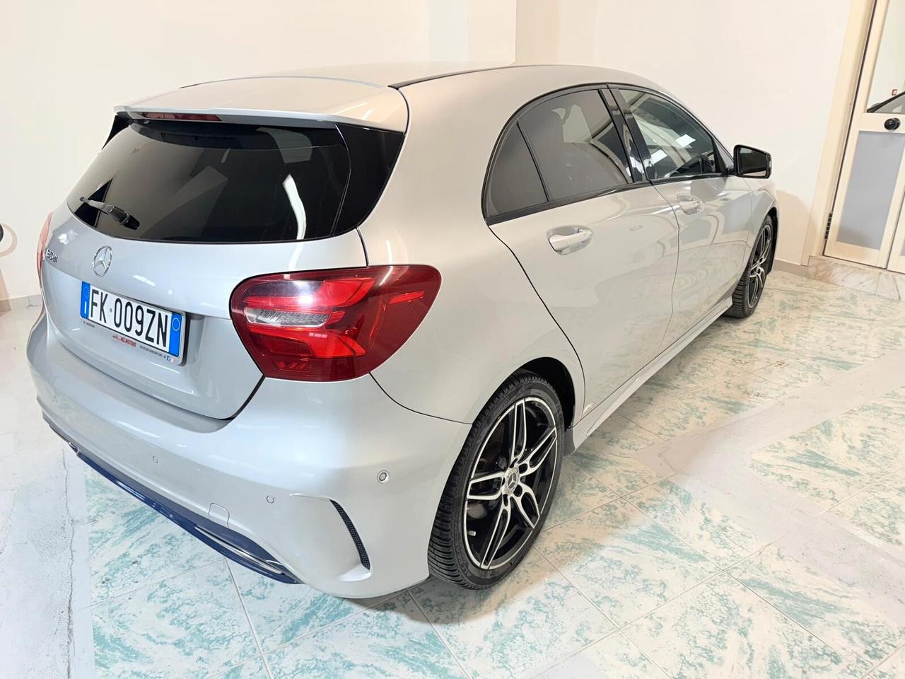 Mercedes-benz A 180 A 180 d Sport