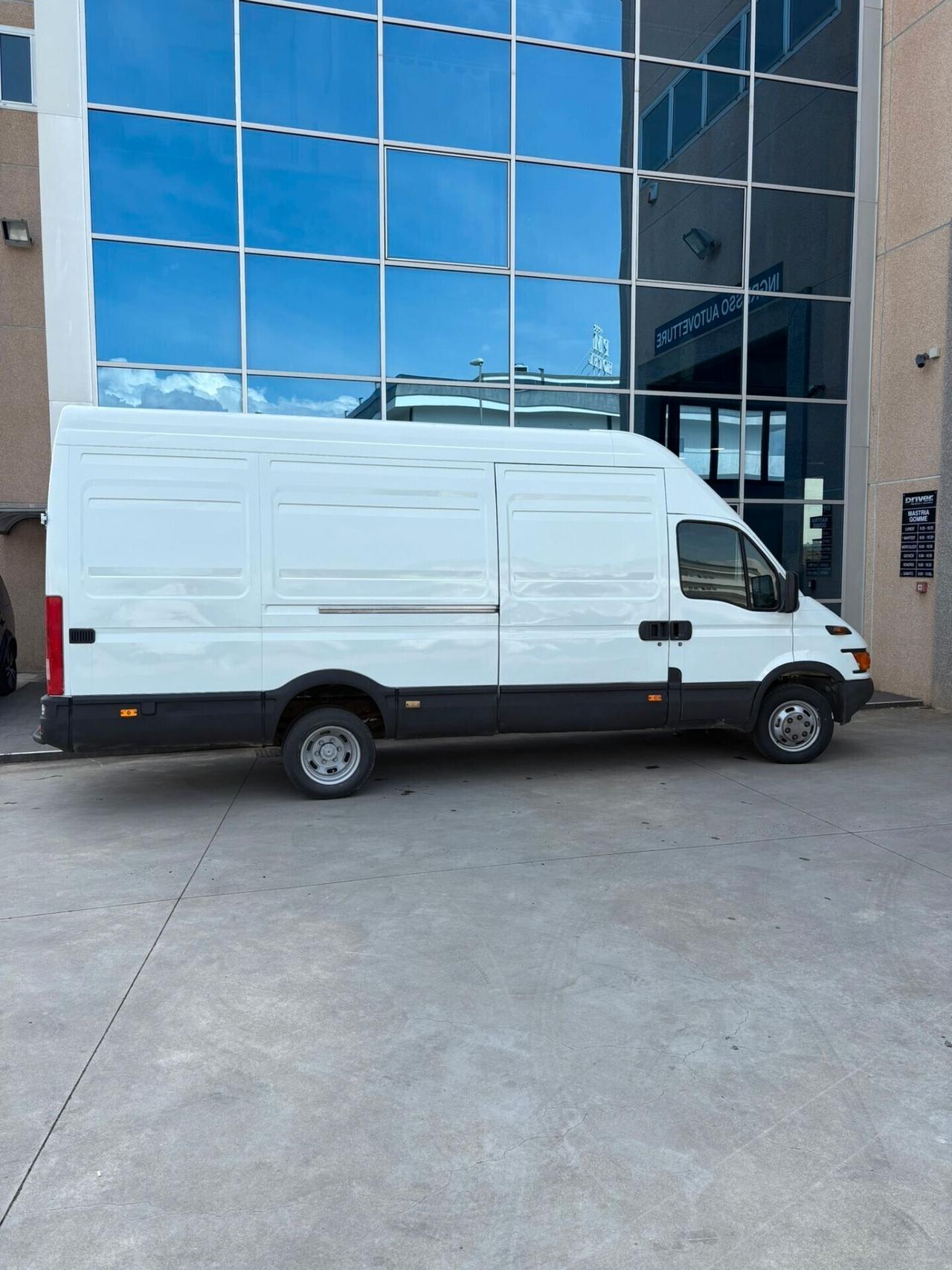 IVECO DAILY 35C13V 2.8 TDI FURGONE H2 PASSO 3950