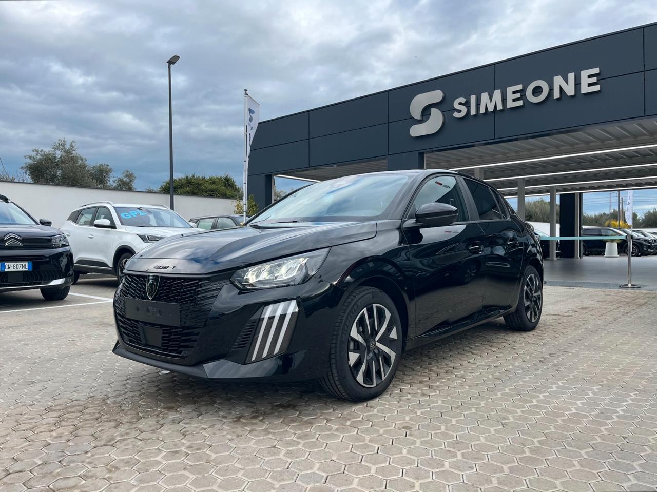 Peugeot 208 Hybrid 110 e-DCS6 Business Automatic Km0