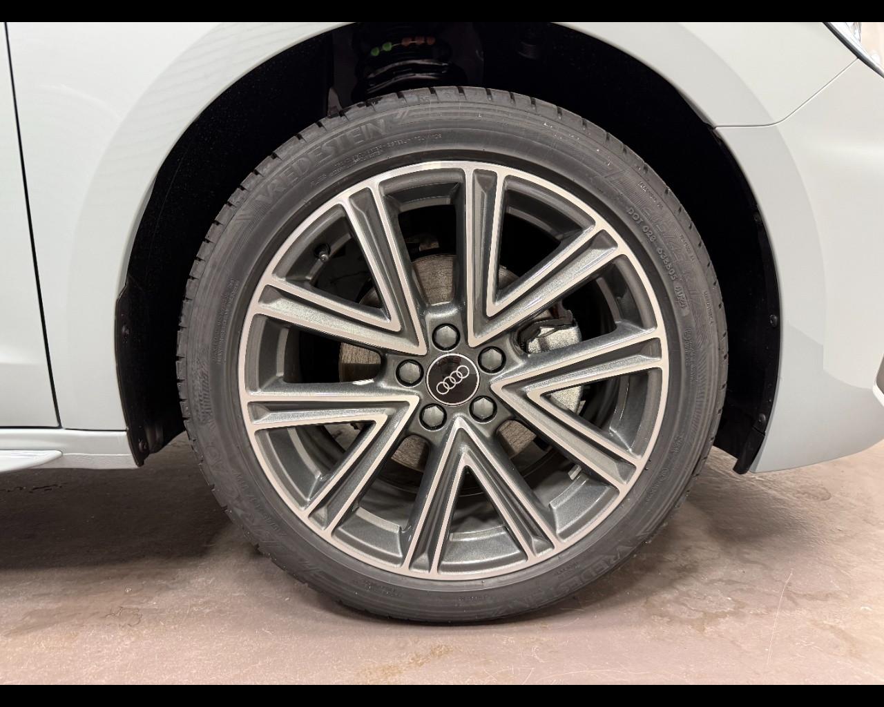 AUDI A1 SPORTBACK 30 TFSI S-TRONIC S LINE