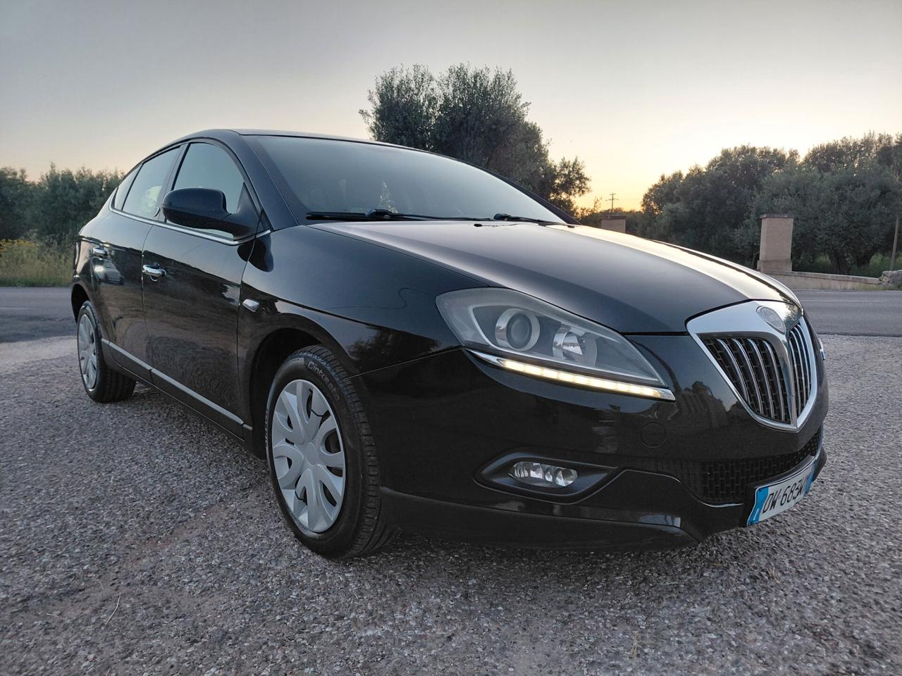 Lancia Delta 1.6 MJT DPF Gold