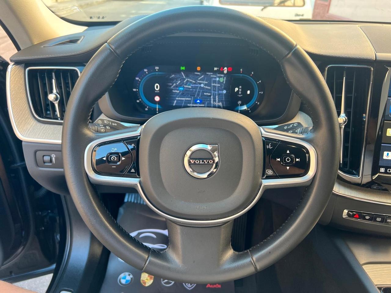 VOLVO XC60 INSCRIPTION B4 2.0 MHEV AWD 197CV PELLE NAVI CAM ANNO 2022