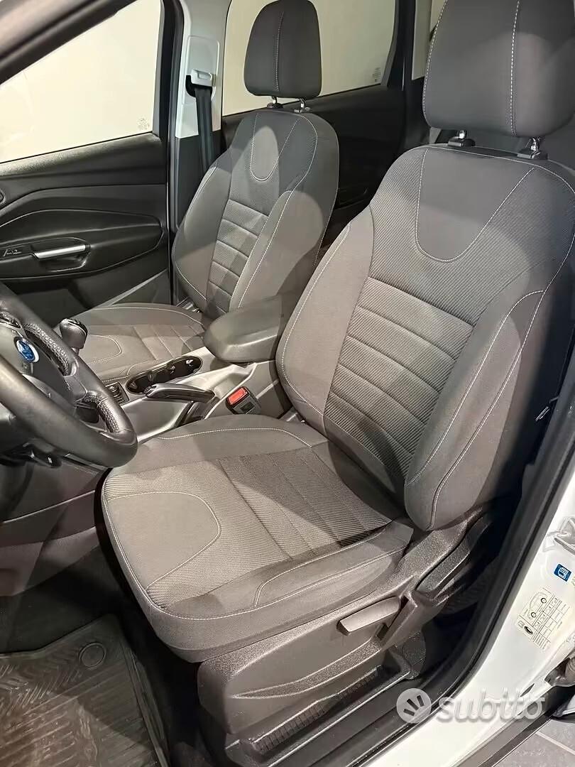 KUGA 2.0 - 2015 - 120000 KM - UNICO PROPRIETARIO