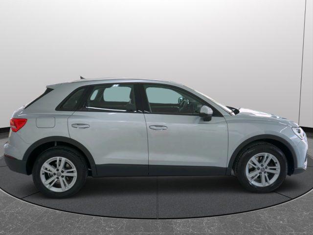 AUDI Q3 35 TDI S tronic Business Sport Uniprop.