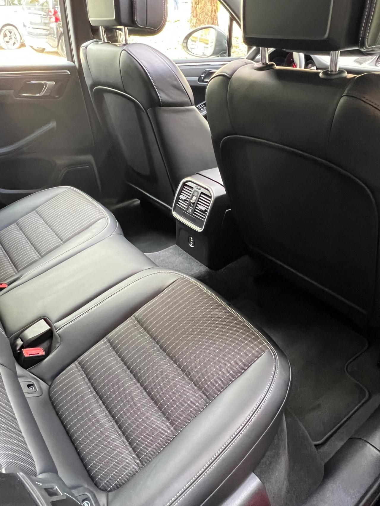 Porsche Macan 2.0 T TETTO SPORT CHRONO