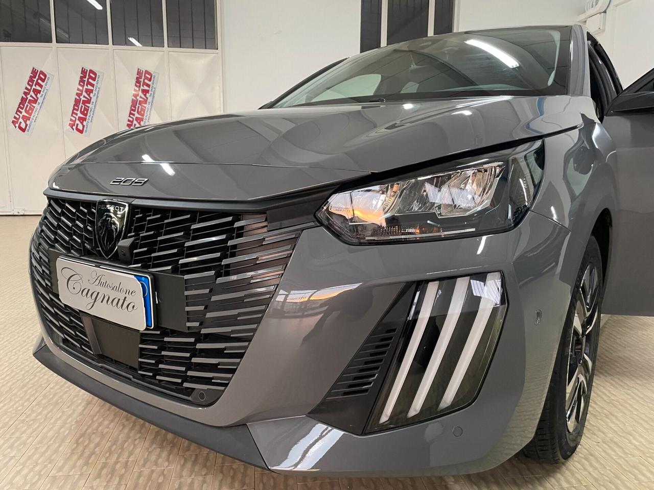 Peugeot 208 100cv 5 p. Allure 2025 Telecamera 360° Navi Sensori