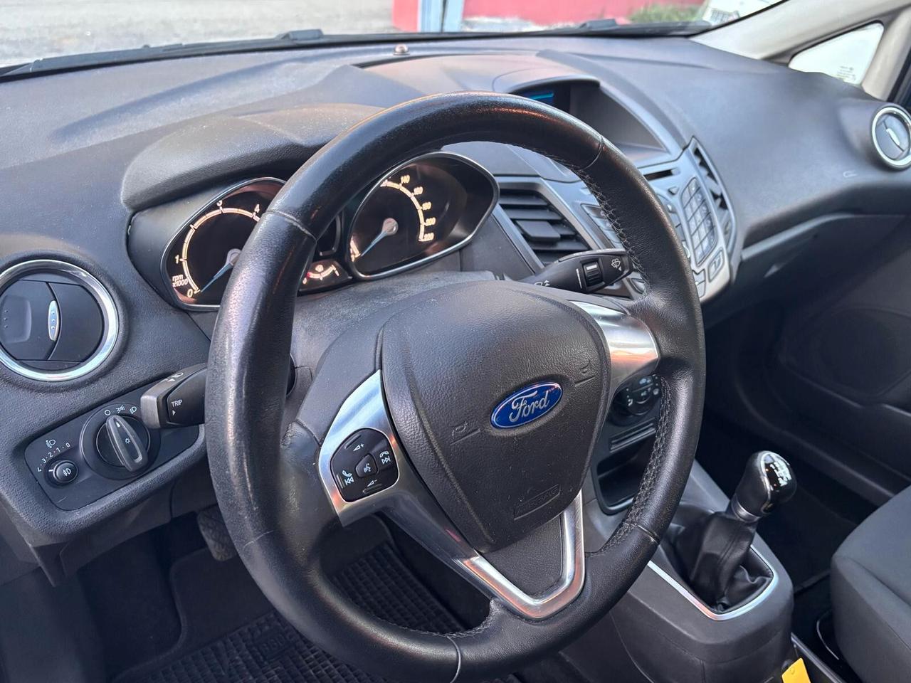 Ford Fiesta 1.5 TDCi 75CV 5 porte