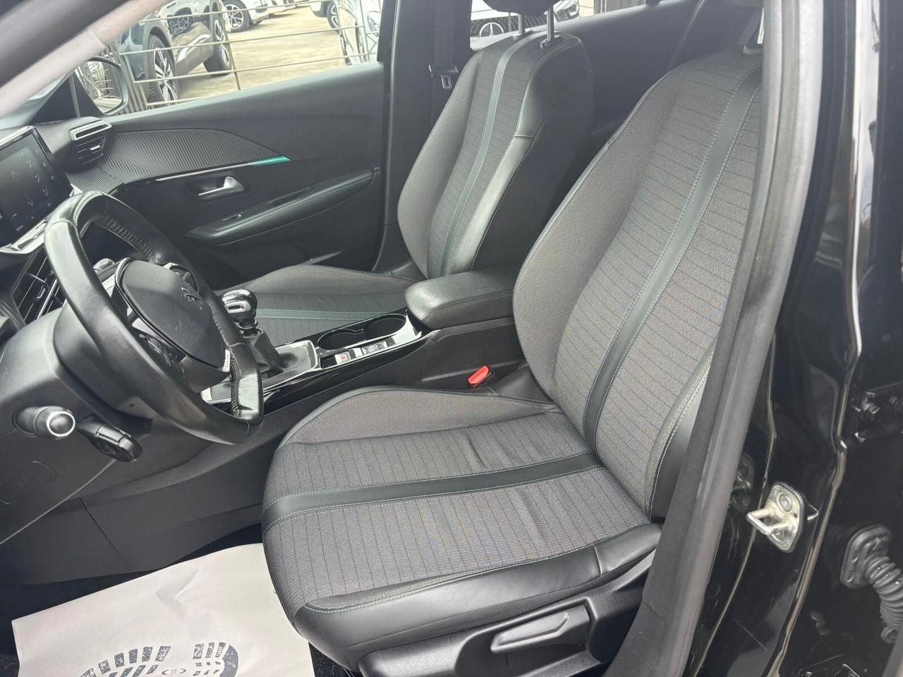 Peugeot 208 PureTech 100 Stop&Start 5 porte Allure